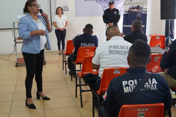 Personal de la Secretaría de Seguridad Vecinal recibe capacitación sobre Derechos Humanos