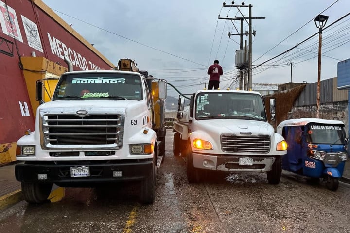 Municipio de Oaxaca de Juárez restablece más de 9 mil metros de drenaje en colonias y agencias de la capital