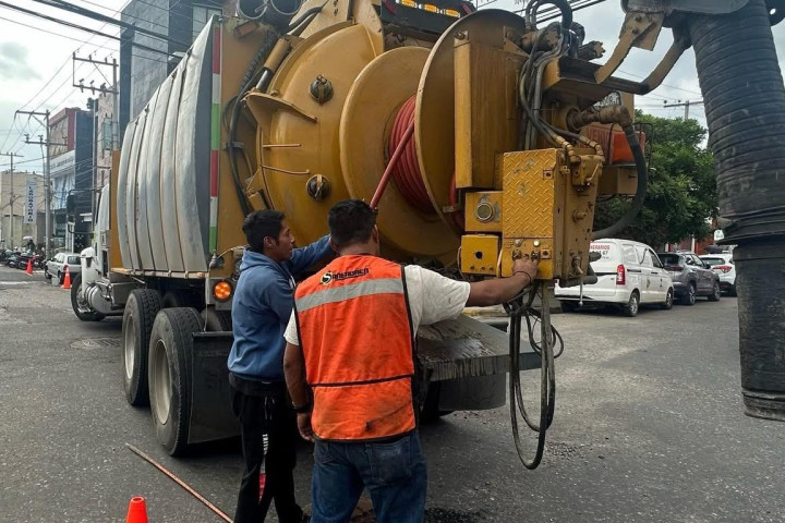 Con Destape al drenaje se fortalece infraestructura pluvial en Oaxaca de