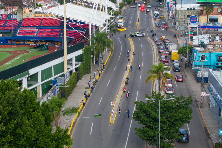 Acceso oriente de la capital luce nuevo rostro con Tequio Vecinal