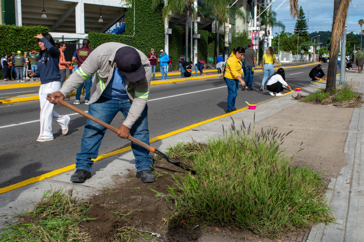 Acceso oriente de la capital luce nuevo rostro con Tequio Vecinal