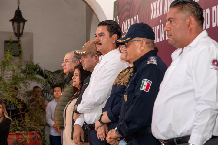 Reconocen 35 años de la Policía Municipal de Oaxaca de Juárez con acciones históricas de fortalecimiento institucional