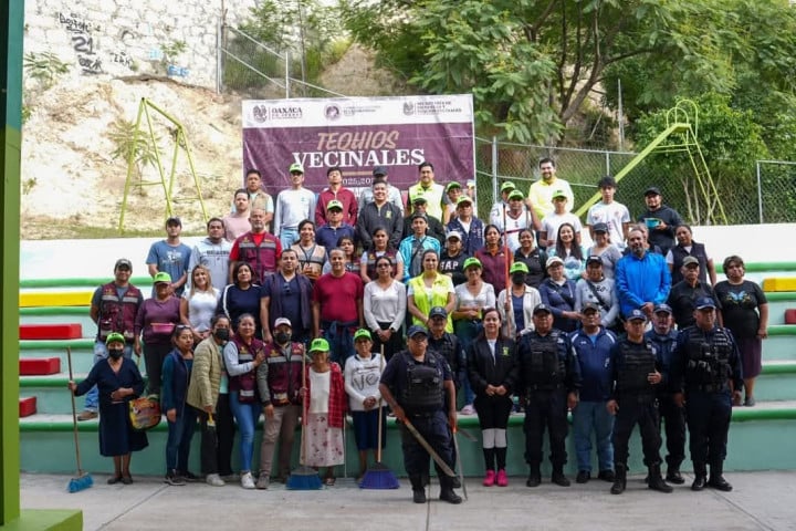Tequio vecinal en Santa Rosa Panzacola fortalece la construcción de una ciudad limpia y segura