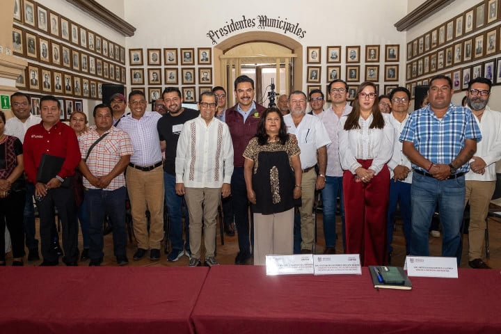 Niñas, niños y adultos mayores de Oaxaca de Juárez accederán a Leche para el Bienestar gracias a convenio municipal y federal