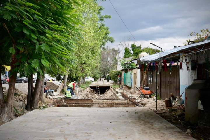 Rehabilita gobierno de Oaxaca de Juárez canal pluvial en la zona sur de la ciudad