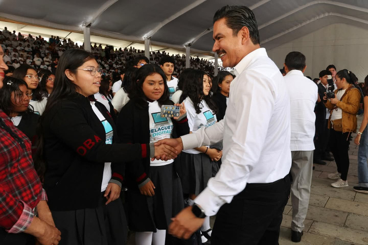 Guelaguetza Digital fortalece la educación en Oaxaca