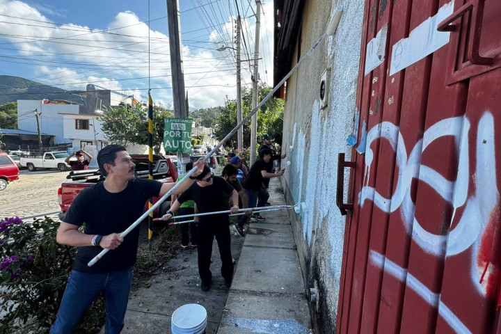 Ray Chagoya encabeza Tequio Vecinal en Santa Rosa Panzacola