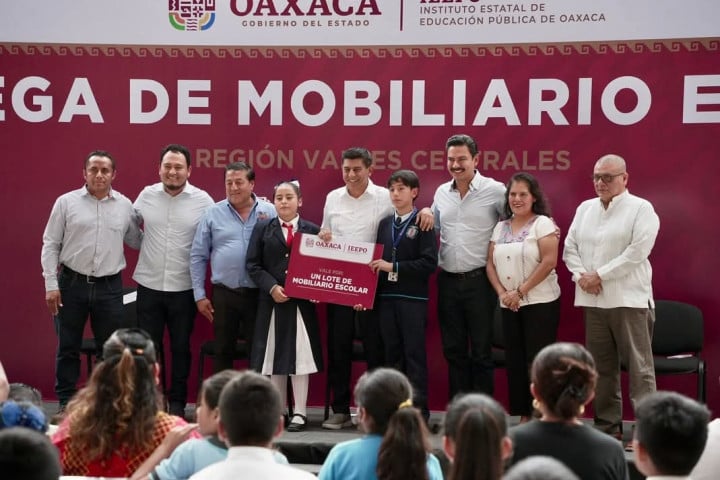 Reconoce Ray Chagoya apoyo del Gobierno de Oaxaca para mejorar la infraestructura educativa de la capital