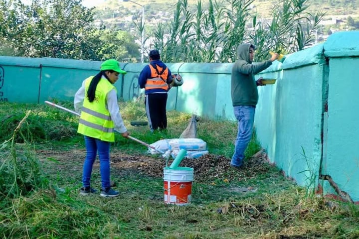 Por una ciudad limpia y segura, vecinas y vecinos renuevan el Parque DIF de la Colonia Miguel Alemán