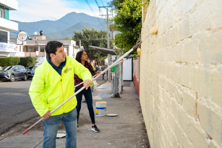 Volcanes se activa con un Tequio Vecinal que fortalece una ciudad limpia y segura