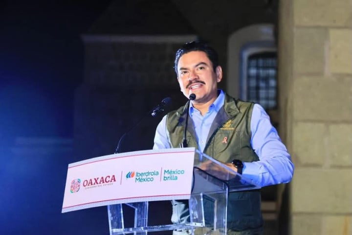 Oaxaca de Juárez brilla con la nueva iluminación de la Basílica de la Soledad