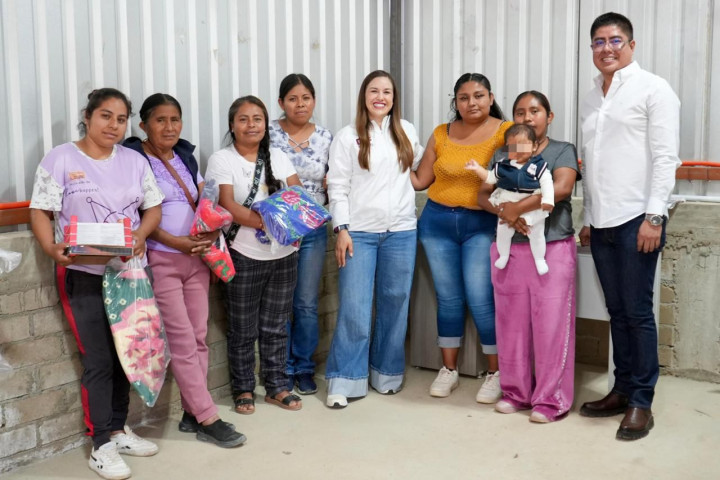 DIF Municipal de Oaxaca de Juárez lleva “Cobijando Corazones” a Santa Rosa Panzacola