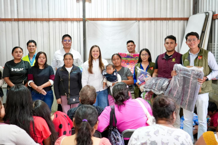 DIF Municipal de Oaxaca de Juárez lleva “Cobijando Corazones” a Santa Rosa Panzacola