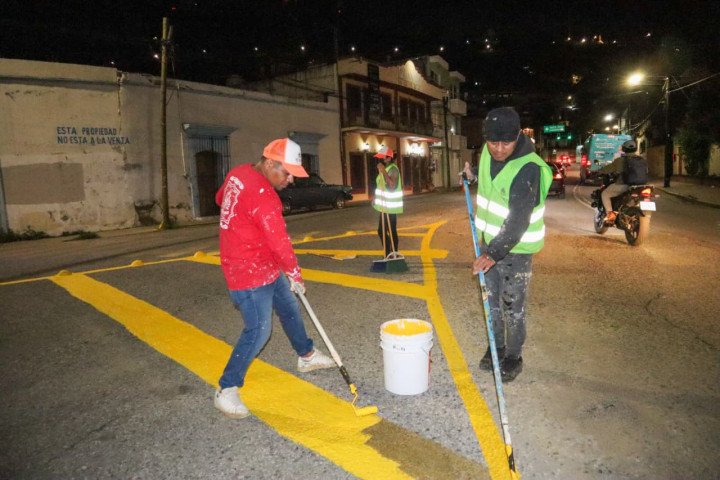 Primer año de gobierno: Oaxaca de Juárez registra avances en limpieza y embellecimiento urbano