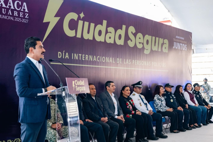 Oaxaca de Juárez reconoce a su Policía Municipal y refuerza la ruta de seguridad para 2026