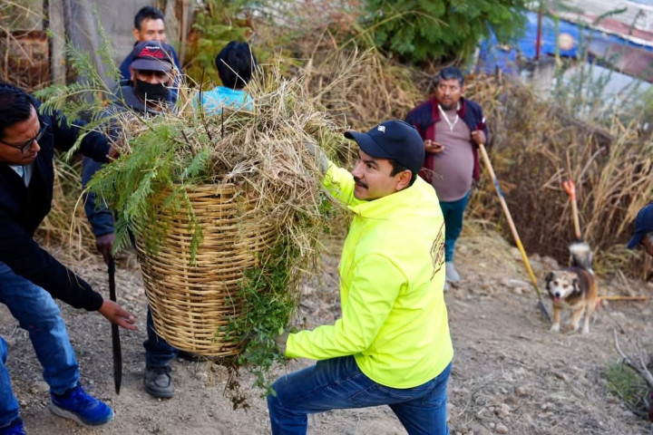 Encabeza Ray Chagoya Tequio Vecinal en la colonia Aurora para fortalecer la seguridad y la vida comunitaria