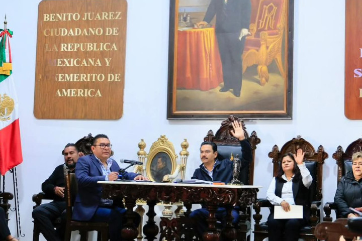 Cabildo de Oaxaca de Juárez analiza ordenamiento de comercios en zonas limítrofes