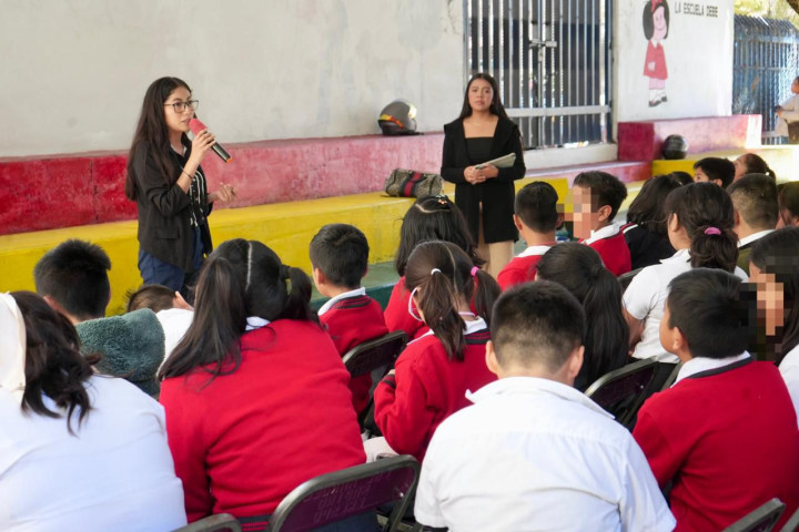 El DIF Municipal de Oaxaca de Juárez promueve los derechos de la niñez en escuelas de la capital